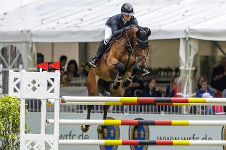 DM in Balve: De Boer holt Titel der Springreiterinnen DM in Balve: De Boer holt Titel der Springreiterinnen