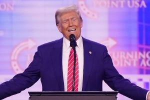 Donald Trump wird 79: Zwei seiner Kinder gratulieren ihm via Instagram