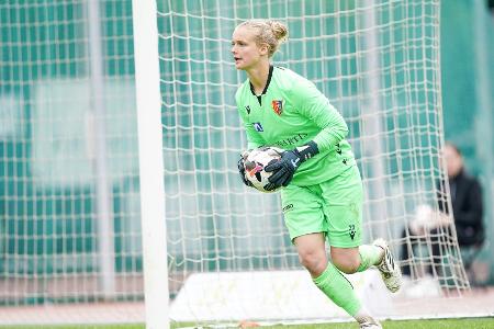 Bayern München verpflichtet Torhüterin Klink