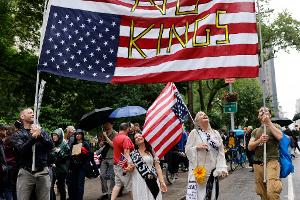 "No Kings" (Keine Könige) war das übergreifende Motto der Proteste. 