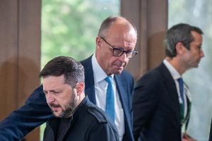 Der ukrainische Präsident war heute beim G7-Gipfel zu Gast.