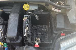 Fahrzeugbatterie gestohlen