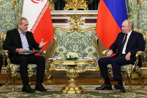 Russland und der Iran haben eine strategische Partnerschaft geschlossen - allerdings ohne eine Klausel über einen gegenseitigen militärischen Beistand. (Archivbild)
