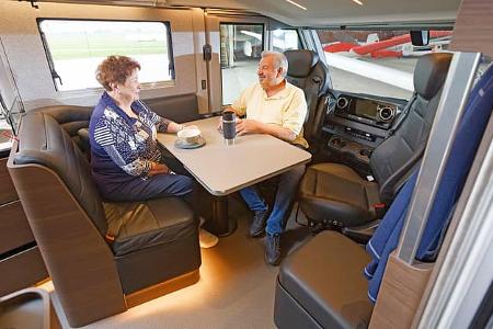 Adria Supersonic 780 SL (2023) Sitze f