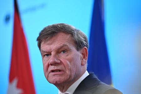 Außenminister Wadephul sucht das Gespräch mit der iranischen Regierung.