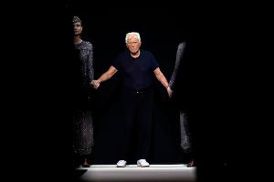 Sorge um Armani: Modemacher sagt Auftritte ab