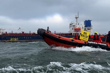 Die Spur der Tanker - Wer stoppt Russlands Schattenflotte?