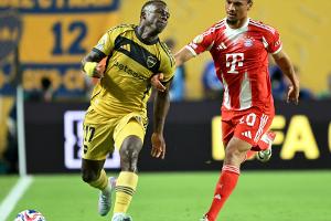 FC Bayern: Neuer bedauert Sané-Abschied