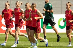 Dopingkontrolle bei DFB-Frauen in Herzogenaurach