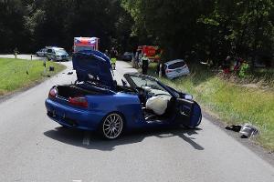 Beide Autos mussten abgeschleppt werden.
