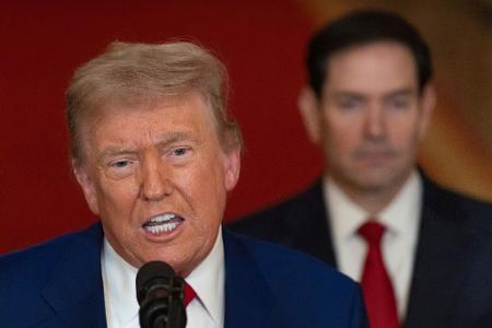 US-Präsident Trump kündigt überraschend eine Waffenruhe an. 