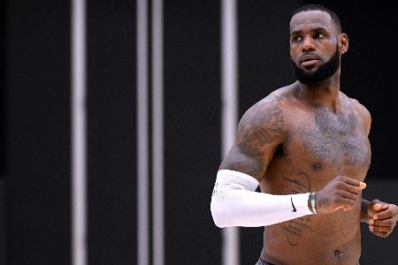 LeBron James zurück auf dem Feld: LeBron James zurück auf dem Feld: