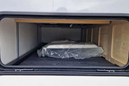 Wohnwagen, Staufach, Außen