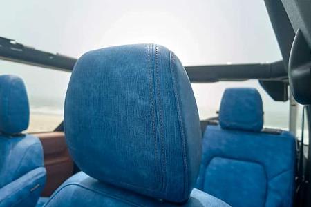 Ford Bronco Storm Floral und Denim Chevron