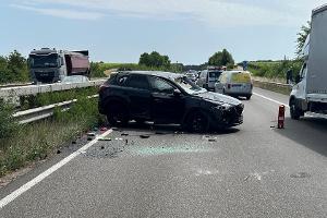 VU A 65 überschlagener PKW