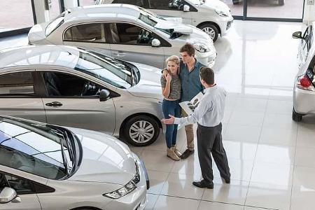 Autohandel Autohändler Gebrauchtwagen Gebrauchtwagenhändler Verkäufer Autoverkäufer Autohandel Autohändler Gebrauchtwagen Gebrauchtwagenhändler Verkäufer Autoverkäufer