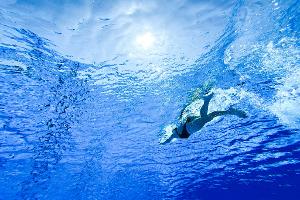 Schwimmen mit frischen Ohrlöchern - ja oder nein?