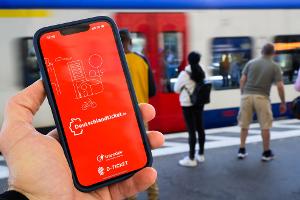 Verkehrsminister streiten über Zukunft des Deutschland-Abos