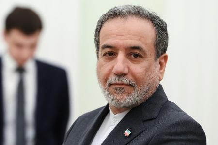 Der Iran prüft laut Außenminister Araghtschi, ob erneute Gespräche mit den USA im nationale Interesse sind. Der Iran prüft laut Außenminister Araghtschi, ob erneute Gespräche mit den USA im nationale Interesse sind.