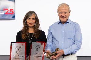 Gangl überzeugte Jury und Leser. Dafür erhielt sie den Hauptpreis und den Publikumspreis.