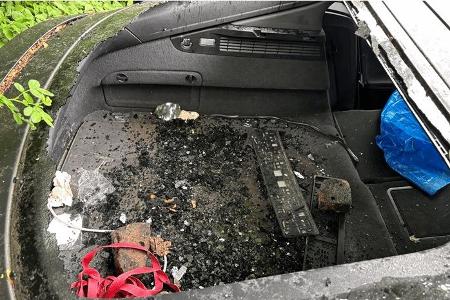 beschädigter Audi beschädigter Audi