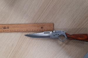 sichergestelltes Springmesser