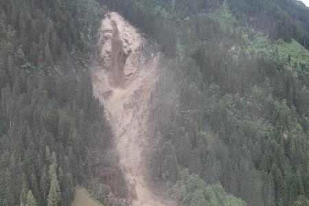Das Unwetter brachte auch in Neustift einen Hang in Bewegung.