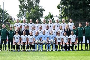 Gipfelsturm vor EM-Mission: Überraschung für DFB-Frauen