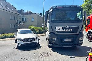 Hoher Sachschaden: Die beiden Unfallfahrzeuge