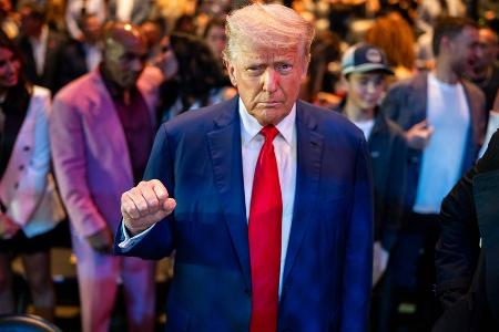 Donald Trump plant Käfigkampf am Weißen Haus Donald Trump plant Käfigkampf am Weißen Haus