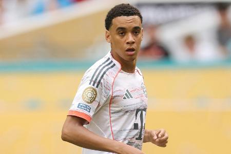 FC Bayern mit Musiala gegen PSG FC Bayern mit Musiala gegen PSG