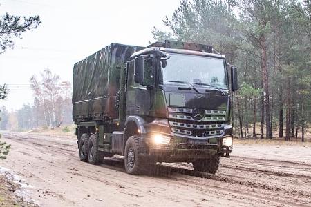 06/2025 Mercedes Arocs Daimler Trucks Militär Bundeswehr