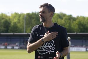 Trainer Arnautis verlängert bei Eintracht-Frauen bis 2028