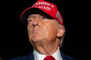 US-Präsident Trump setzt die EU mit seinen Zolldrohungen unter Druck.