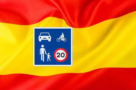 Neue spanische Verkehrsschilder