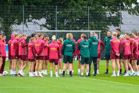 Wück schwört Team ein - Meinert kündigt 