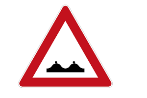 Verkehrsschild Bodenwelle Schmiererei
