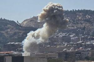 Israels Armee greift nach tagelanger Gewalt im Süden Syriens Ziele in Damaskus an.