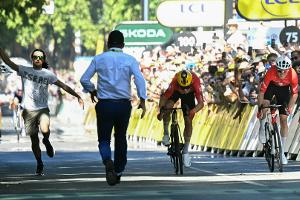 Tour: Flitzer greift in den Zielsprint ein