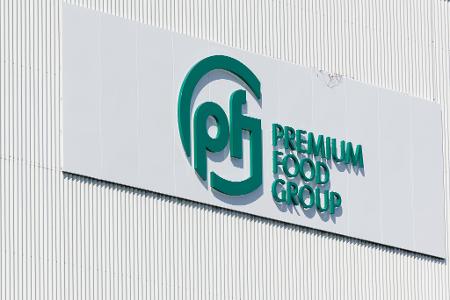 Die Tönnies-Gruppe heißt seit Anfang des Jahres Premium Food Group. (Archivbild) Die Tönnies-Gruppe heißt seit Anfang des Jahres Premium Food Group. (Archivbild)
