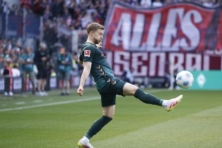 Schock für Werder: Weiser erleidet Kreuzbandriss Schock für Werder: Weiser erleidet Kreuzbandriss