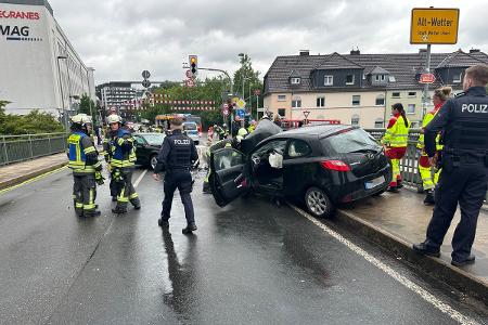 Verkehrsunfall auf der Ruhrstraße Verkehrsunfall auf der Ruhrstraße