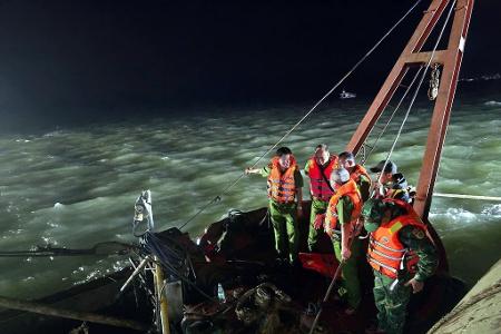 Die Zahl der Opfer stieg auf 38. 