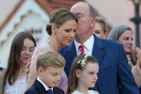 20. Thronjubiläum in Monaco: Fürstenfamilie mit liebevollem Auftritt 20. Thronjubiläum in Monaco: Fürstenfamilie mit liebevollem Auftritt