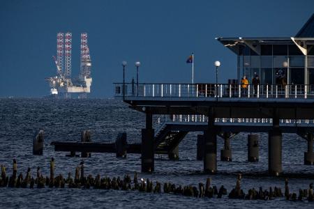 Das Erscheinen einer Bohrplattform in Sichtweite des deutschen Teils der Insel Usedom hatte im vergangenen Jahr für Überraschung gesorgt.