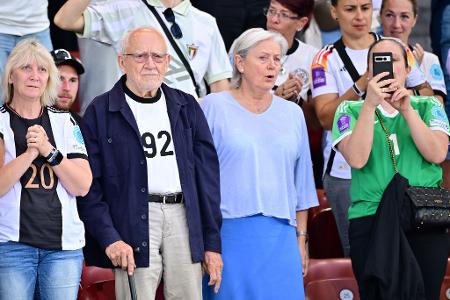 Opa Herbert ist dabei