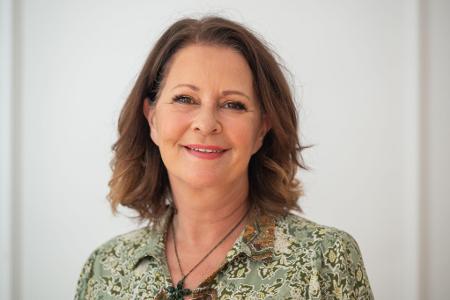 Stefanie Stahl ist Psychologin und Autorin. 