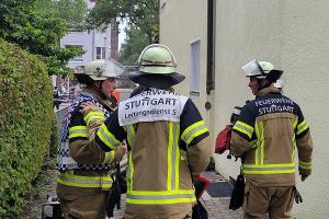 Brand in Wohn- und Geschäftshaus, S-Sillenbuch, Feuerwehr Stuttgart