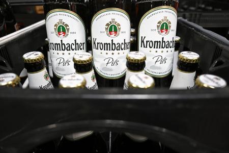 Das Bier von Krombacher war zuletzt häufig im Angebot. (Symbolbild)
