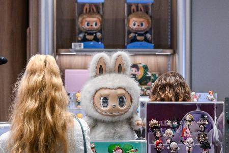 Der chinesische Hersteller und Händler Pop Mart ist vor allem durch seine Labubu-Plüschfiguren bekannt.